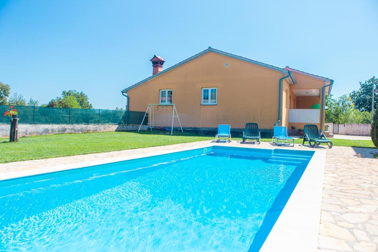 Holiday Home Labud Žminj المظهر الخارجي الصورة